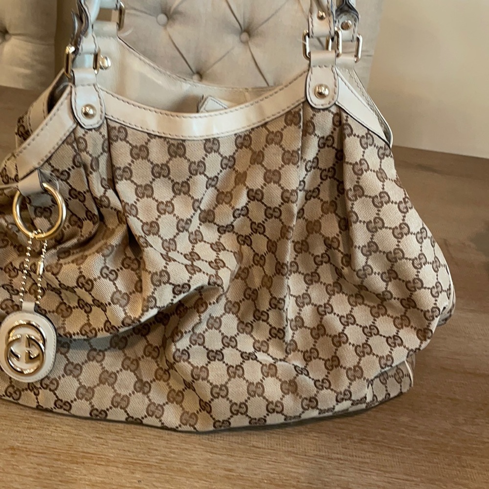 Gucci shoulder bag